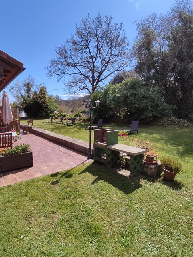 Apartamentos Rurales Llagumelon Villahormes Exteriör bild