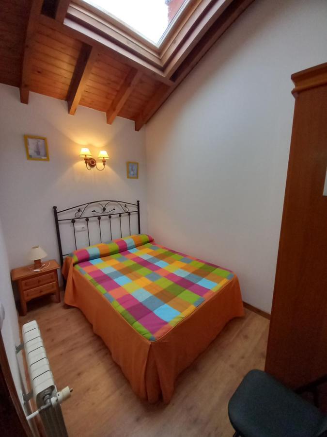 Apartamentos Rurales Llagumelon Villahormes Exteriör bild