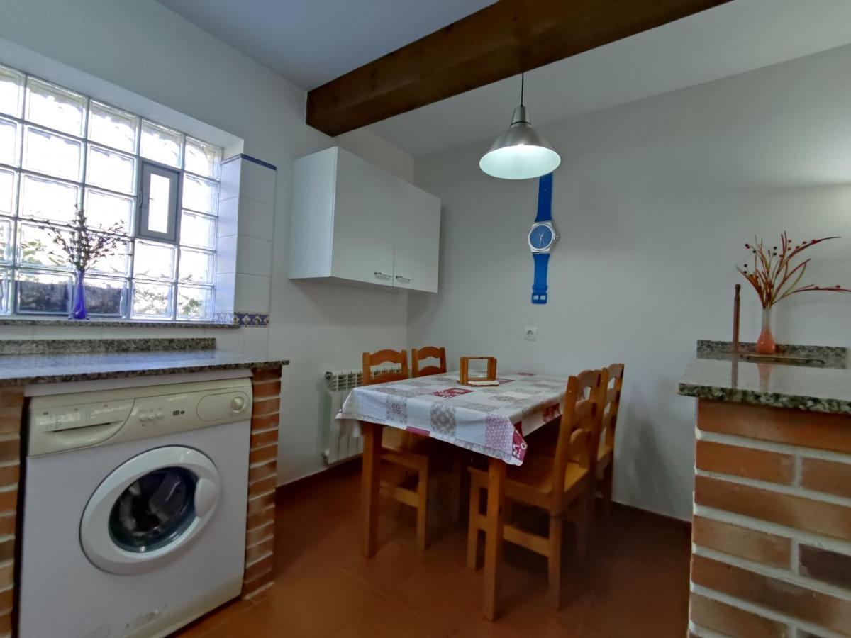 Apartamentos Rurales Llagumelon Villahormes Exteriör bild