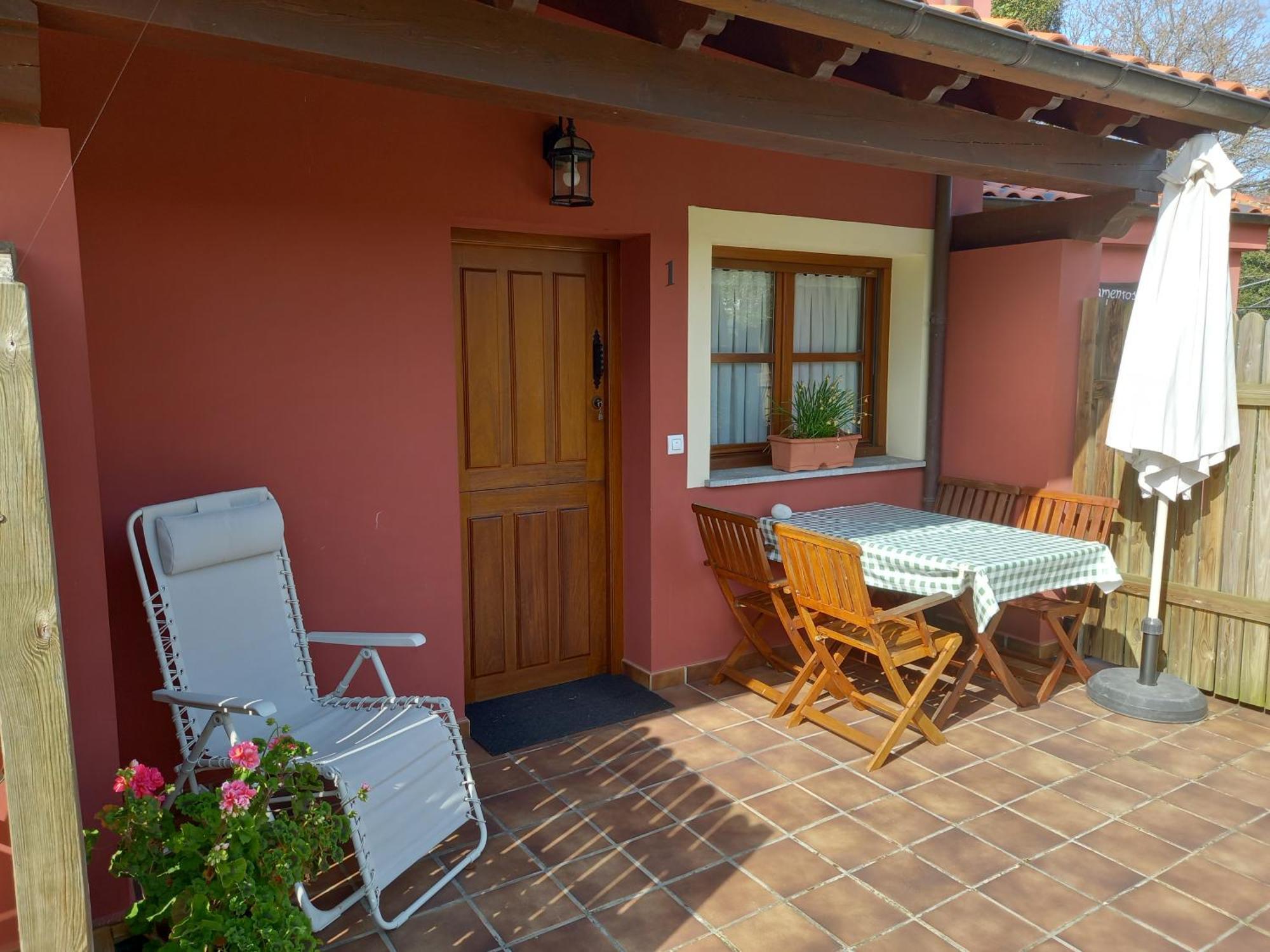 Apartamentos Rurales Llagumelon Villahormes Exteriör bild